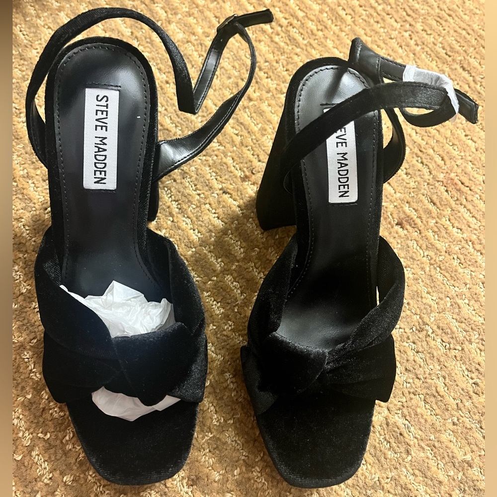 steve madden black knotted heels